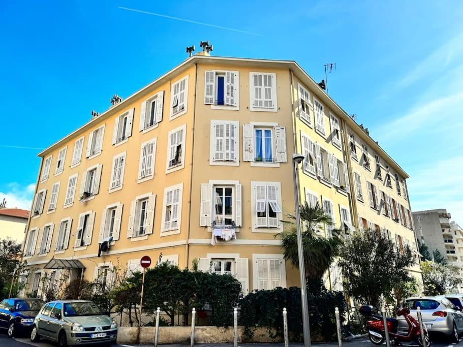 Lumineux Appartement Deux Pieces نيس المظهر الخارجي الصورة